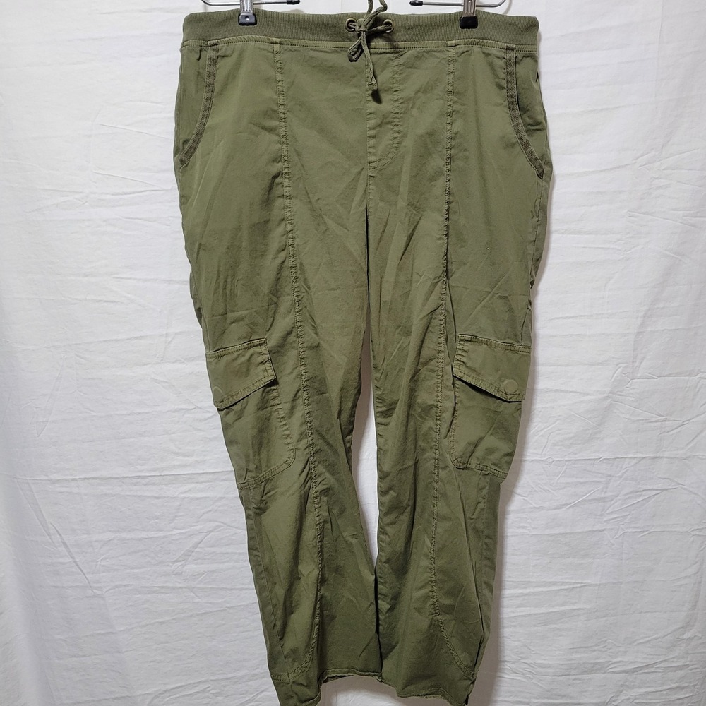 XCVI Wearables Lilou Legging Green Women's Pants Size M Cargo Pocket Raw Edge